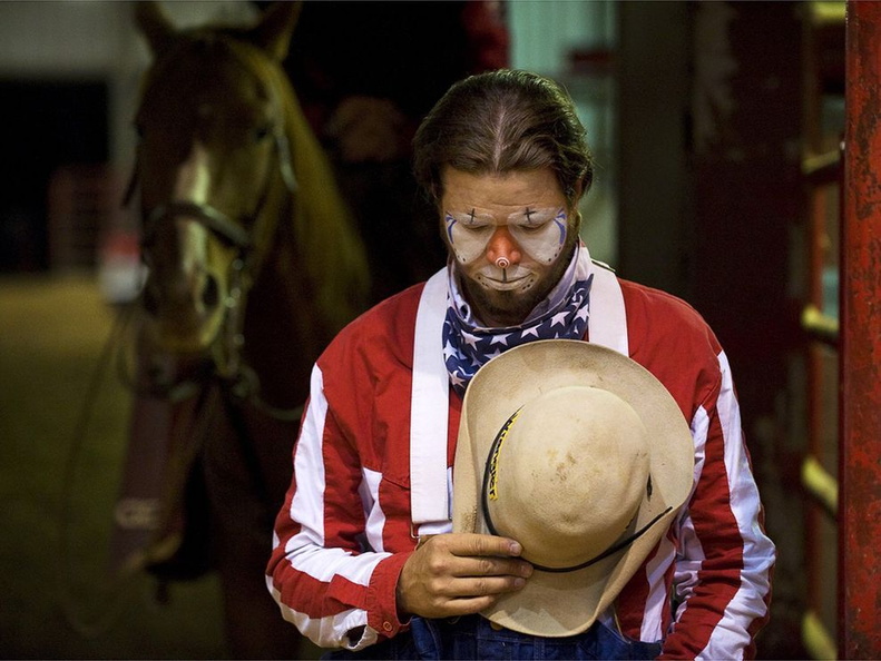 barrel-clown-texas