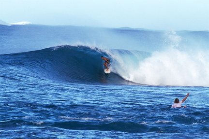 surfing samoa