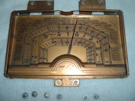 Antique radio dial